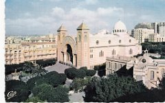 ORAN 1950 LA CATHEDRALE  ET PLACE JEANNE D ARC